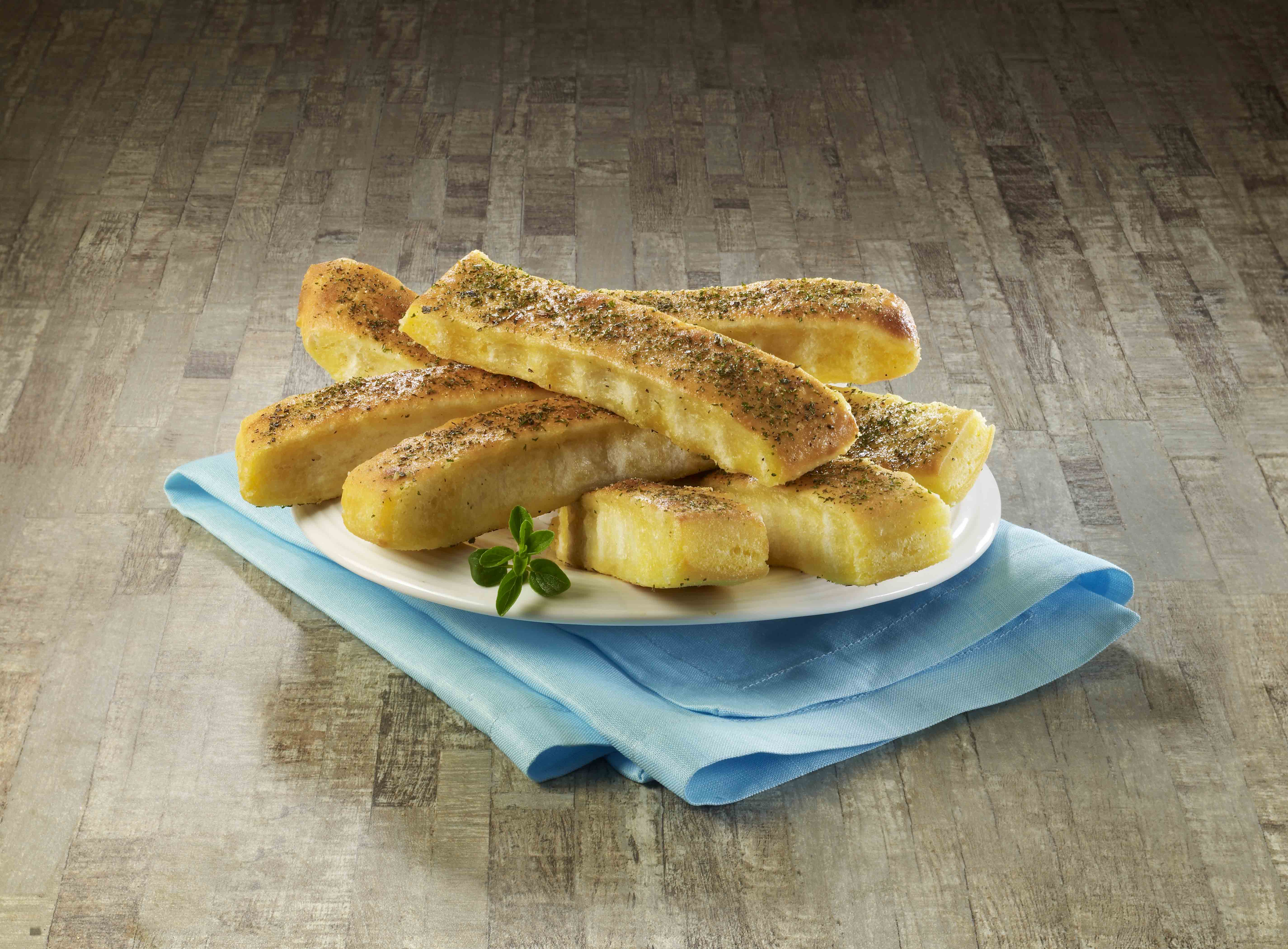 Garlic Breadsticks Get Upto 40 Off at Domino's